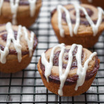 Skinny Cinnamon Roll Muffins
