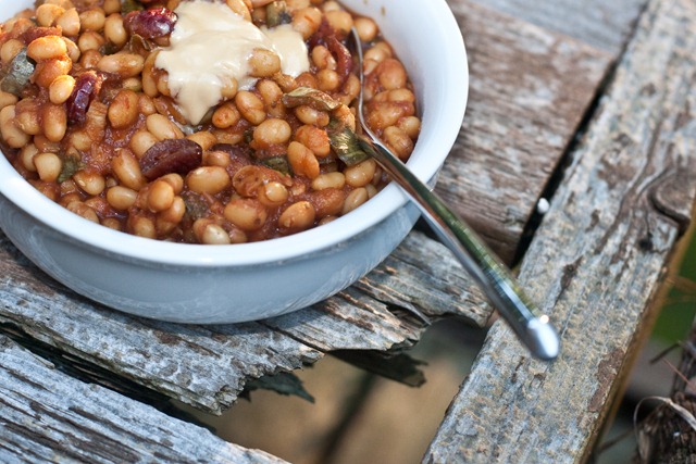 Maple-Baked-Beans-Oh-She-Glows