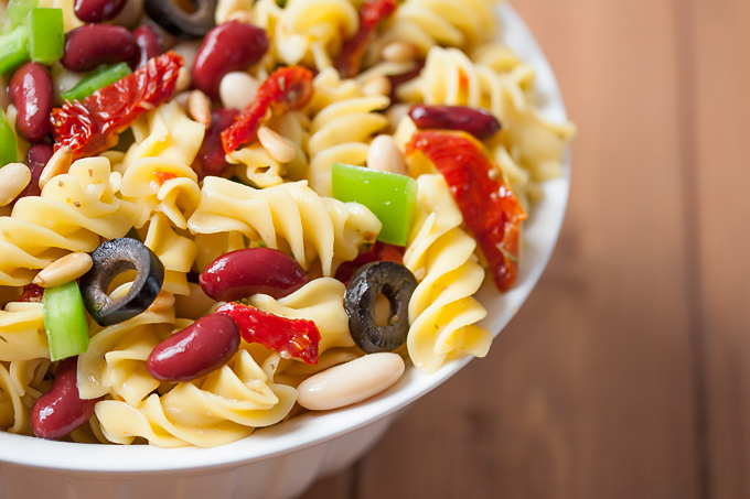 Mediterranean-Pasta-Salad-6868