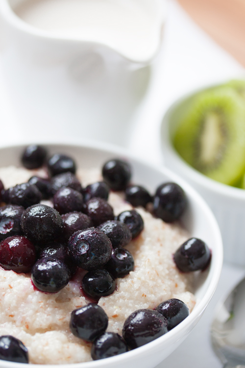 Superfood Made Easy: Blissful Blueberry Breakfast Bowl! Vegan, gluten free, and ready in 5 minutes.