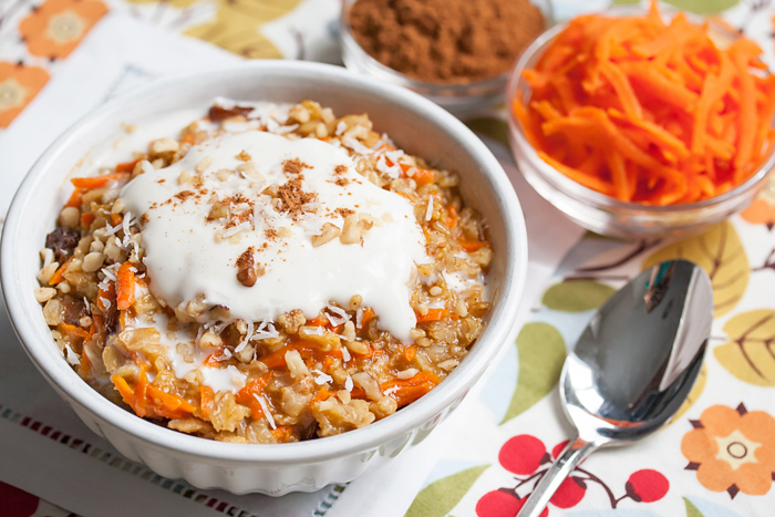 5-Minute Carrot Cake Oatmeal (Vegan and Gluten Free). The healthy way to eat dessert for breakfast!